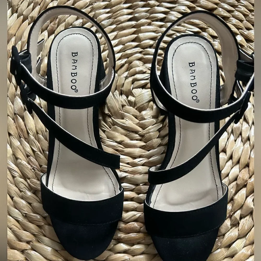 Bamboo Women’s Black Block Heel Sandal with Two Straps 2 Inch Heel Size 8.5